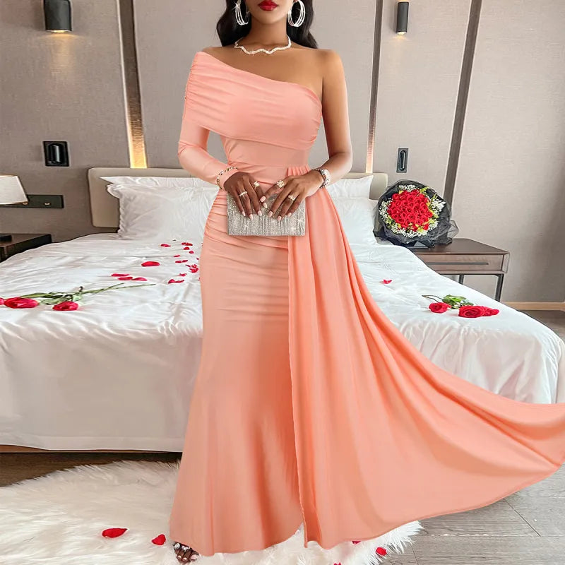 Robe Femme Maxi Épaules Dénudées – Silhouette Élancée et Fluide