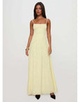 Robe Maxi Fleurie Élégante Femme – Bretelles Fines Dos Lacé