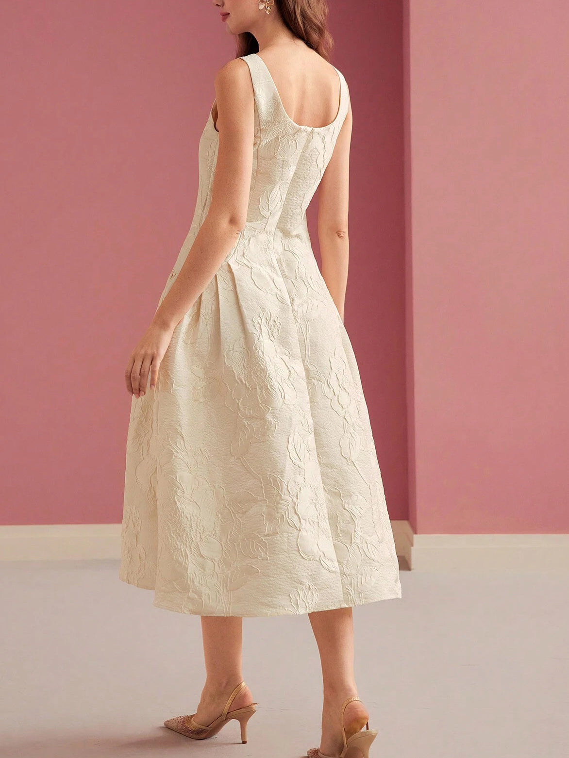 Robe Midi Élégante Femme Ligne A – Silhouette Structurée Ajustée
