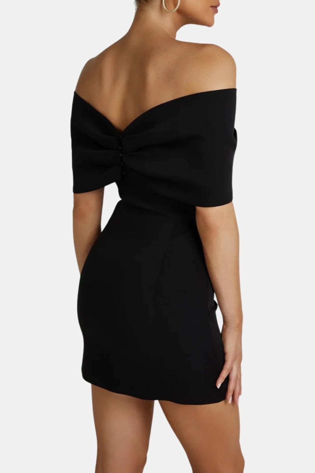 Robe Mini Femme en tissu léger, épaules dénudées, coupe moulante – Menvelo