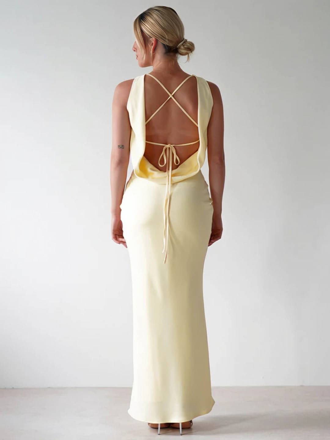Yvette Robe de Soirée Femme – Longue Robe Sans Manches avec Dos Ouvert & Col Rond pour Gala