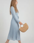 Robe Midi Plissée Femme – Ceinture à Nouer Col Montant Manches Longues
