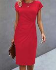 Robe Midi en Coton pour Femme – Coupe Ajustée Col Rond