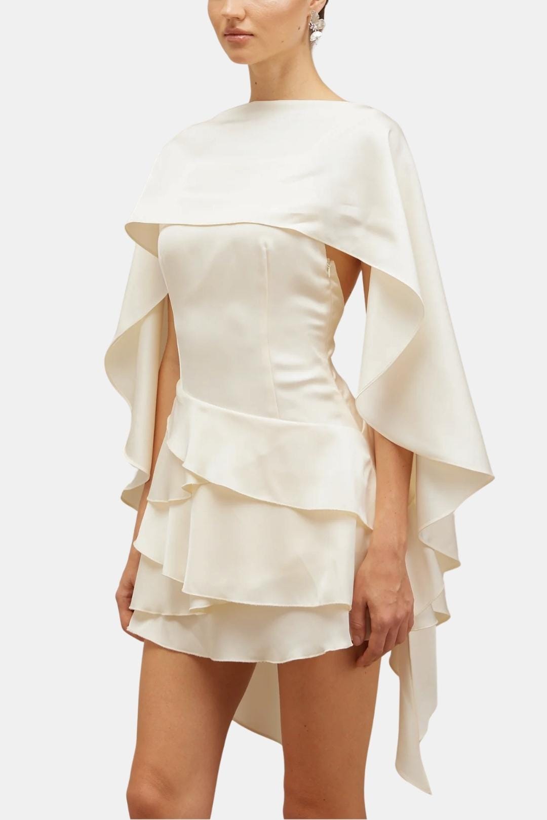 Robe Mini Femme en tissu léger, dos nu, coupe confortable – Menvelo