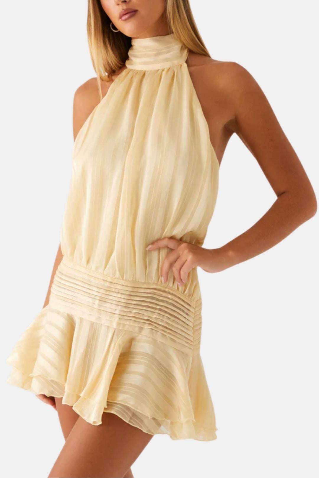 Robe Mini Femme en tissu léger, dos nu, coupe confortable – Menvelo