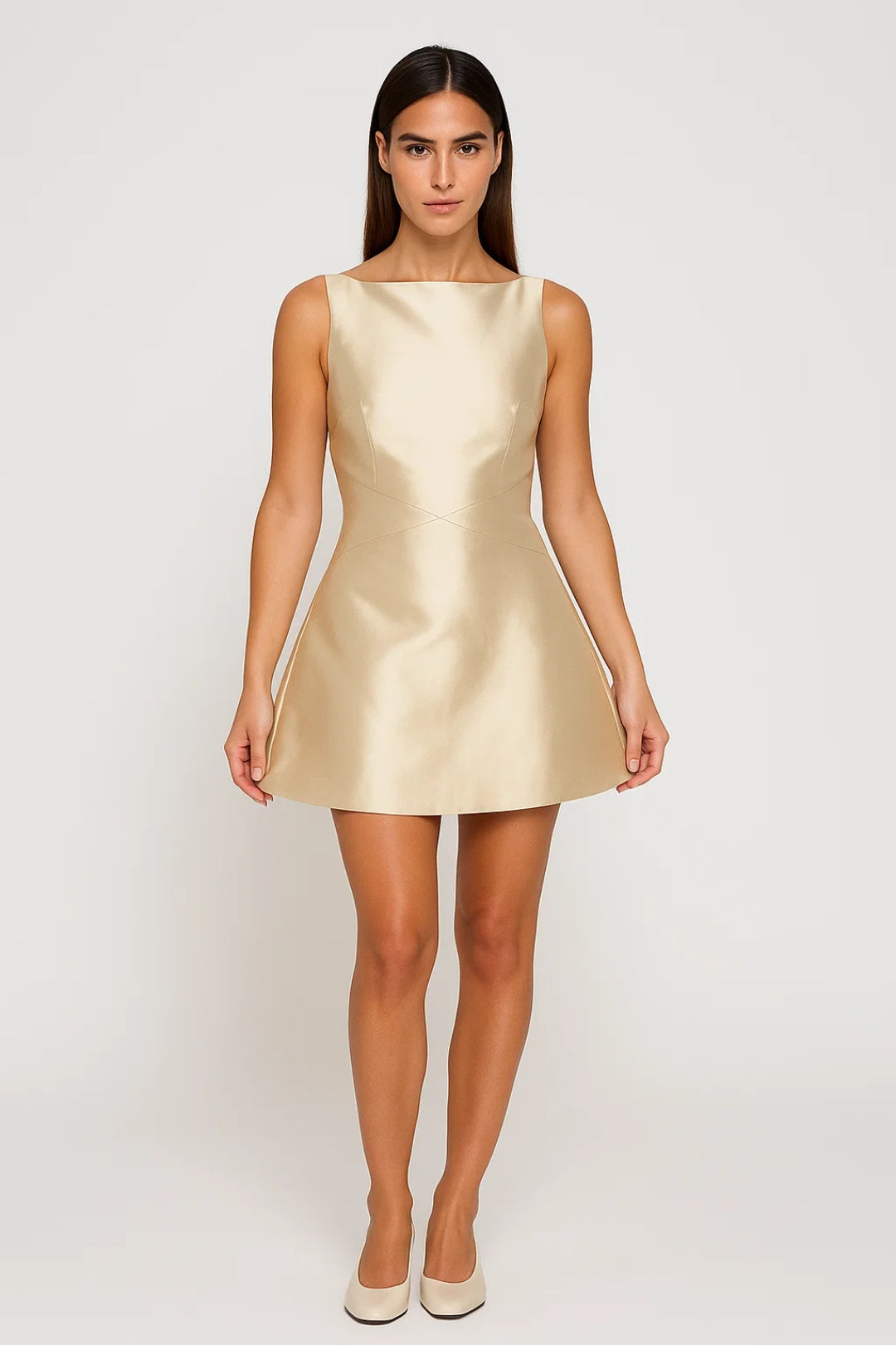 Robe Mini Femme en tissu léger, jupe évasée, coupe confortable – Menvelo