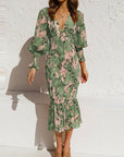 Robe Midi Femme Fleurie – Col V et Manches Volumineuses