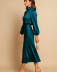 Robe Midi Satin Femme – Manches Longues Col Drapé
