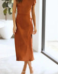 Robe Midi Femme Col Bateau Manches Courtes – Fente Latérale Élégante