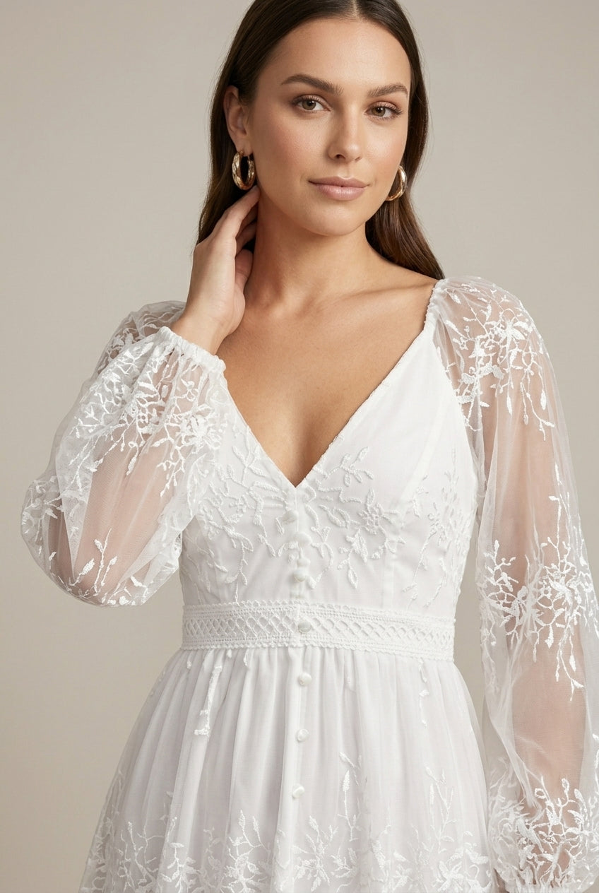 Robe Longue Femme en Dentelle Brodée – Col V et Jupe à Volants