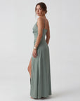 Robe Slip Femme Col V Fendue – Coupe Slim à Bretelles | Drapé Soyeux
