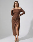 Robe Femme Épaule Dénudée en Maille Scintillante – Coupe Bodycon