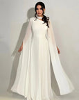Robe Longue Femme Coupe A – Encolure Asymétrique à Découpe