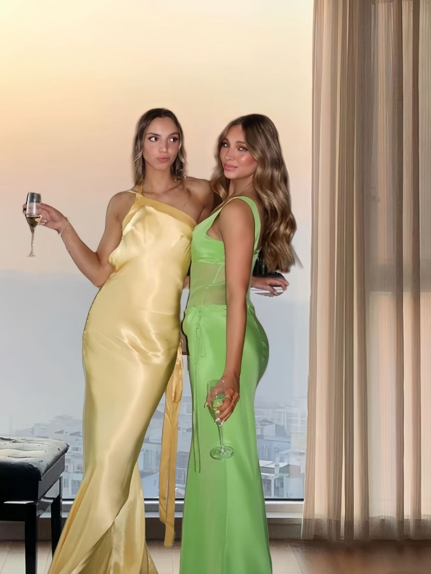 Robe Longue Femme Épaule Asymétrique – Finition Satinée