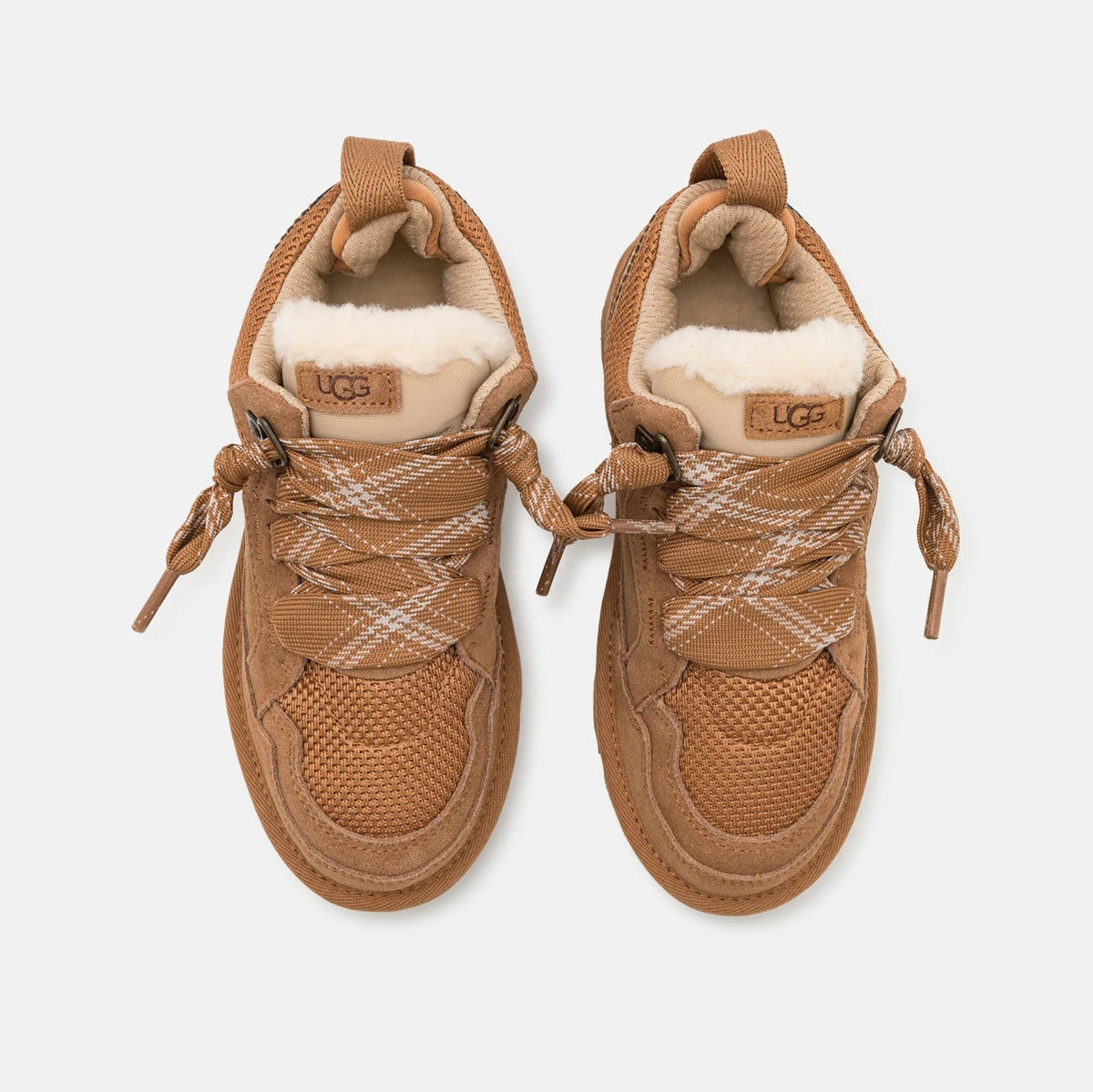 UGG Lowmel Chestnut baskets enfant en daim et textile recyclé marron chestnut, vue arrière