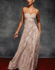 Robe longue à fines bretelles femme – coupe ajustée ourlet évasé