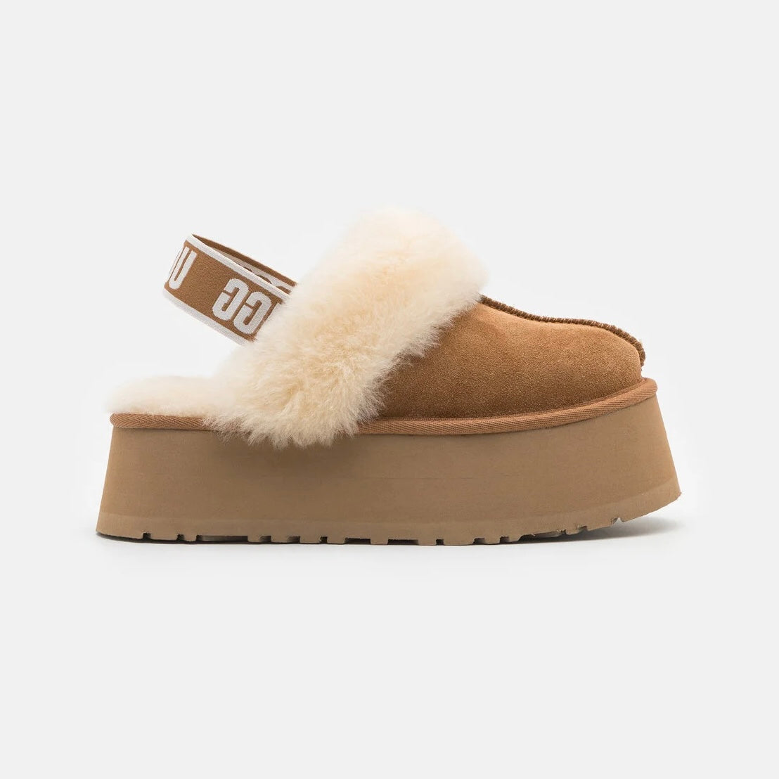 UGG Funkette Chestnut sabots à plateforme femme en daim et peau de mouton marron chestnut, vue de profil