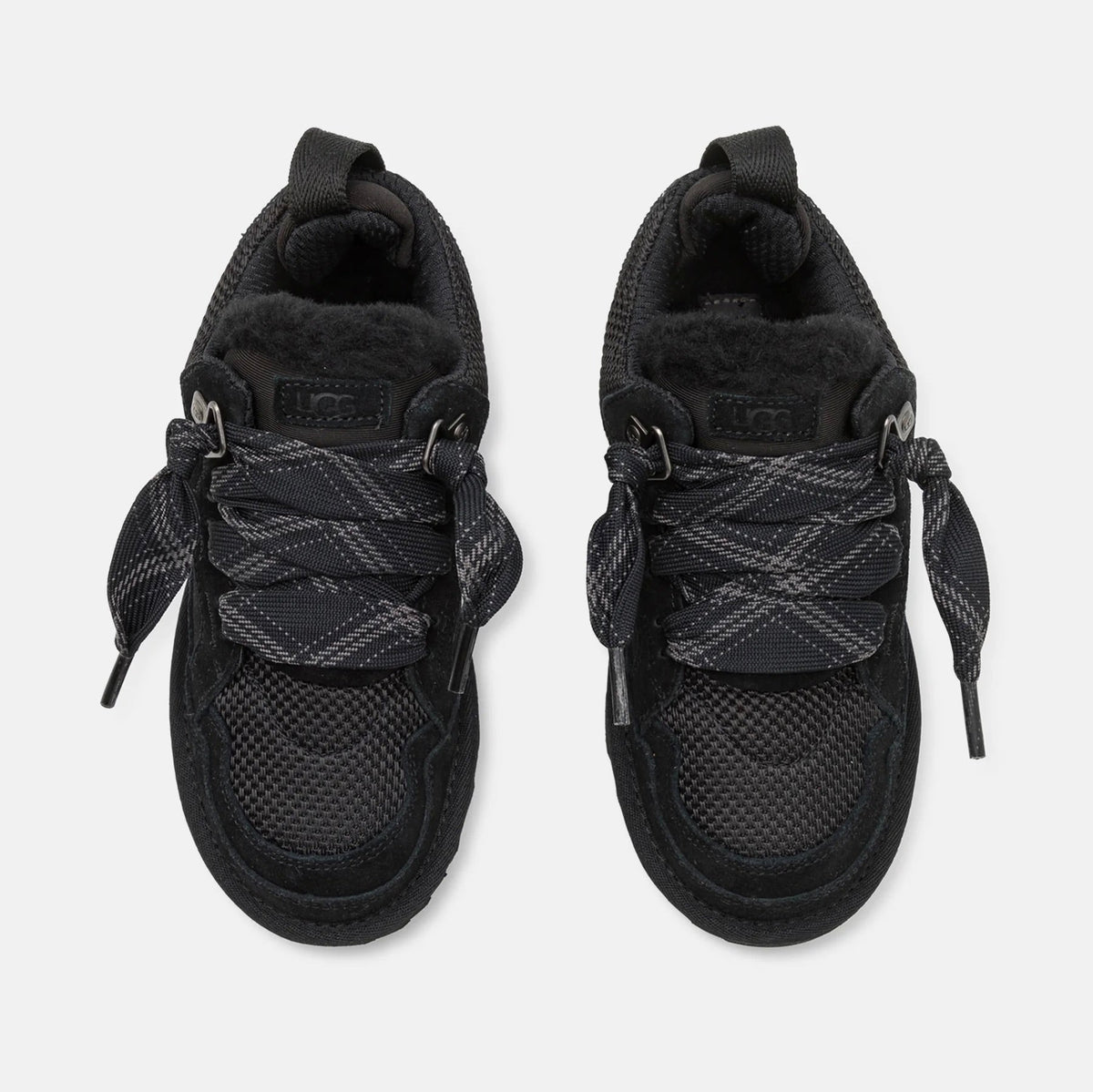 UGG Lowmel Black baskets homme et femme en daim et textile recyclé noir, vue arrière