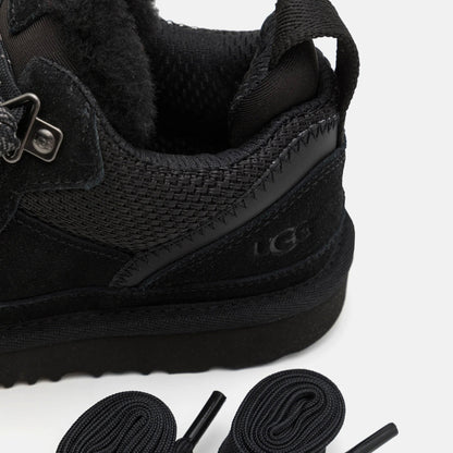UGG Lowmel Black baskets homme et femme en daim et textile recyclé noir, vue de dessus