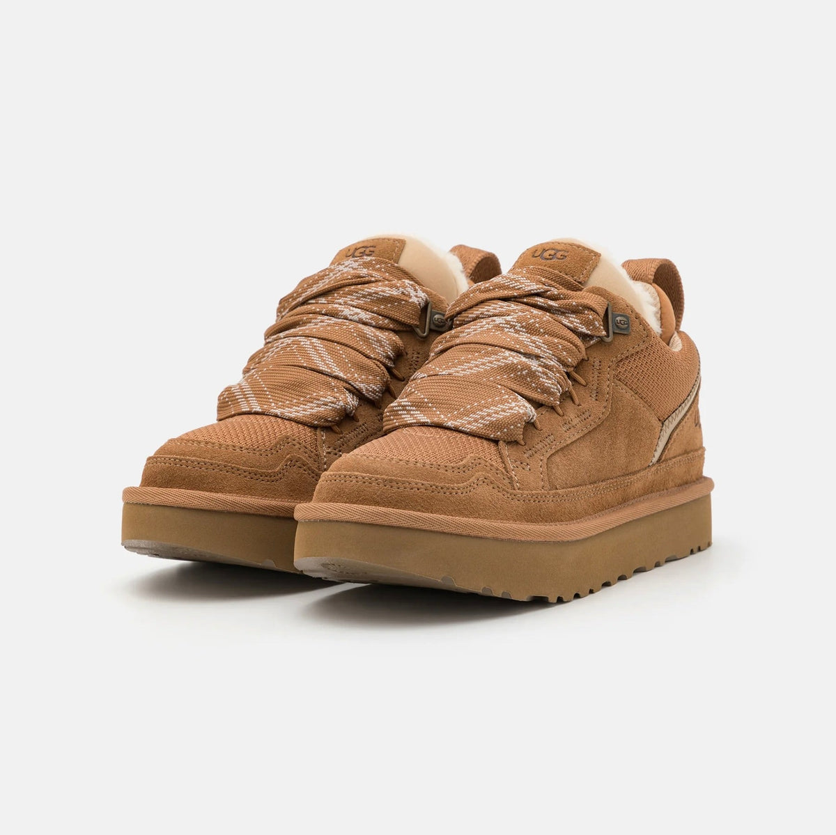 UGG Lowmel Chestnut baskets homme et femme en daim et textile recyclé marron chestnut, vue de face