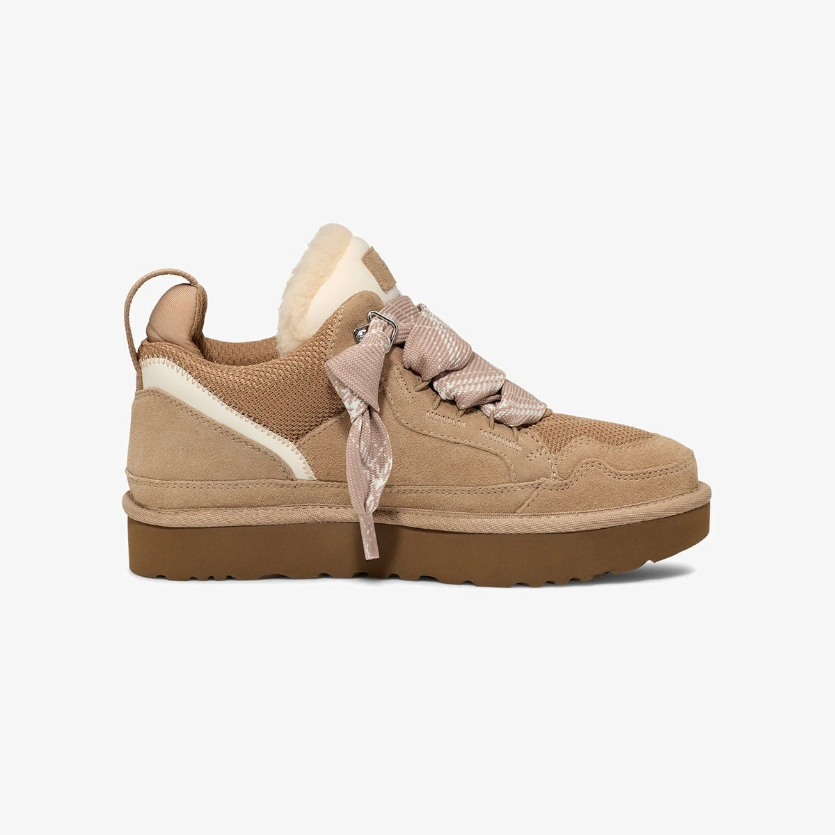 UGG Lowmel Sand baskets femme en daim et textile recyclé beige sable, vue de face