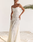 Robe longue à fines bretelles femme – coupe ajustée ourlet évasé