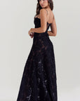 Robe longue à fines bretelles femme – coupe ajustée ourlet évasé