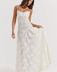 Robe longue à fines bretelles femme – coupe ajustée ourlet évasé