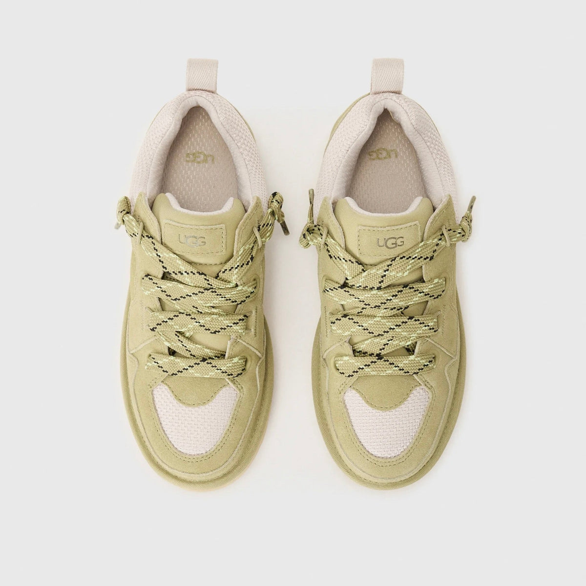 UGG Lowmel Lo Muted Brass baskets femme en daim et textile recyclé doré laiton, vue arrière
