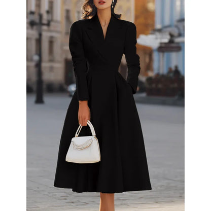 Robe Longue Femme Col V – Coupe Gainante et Affinante