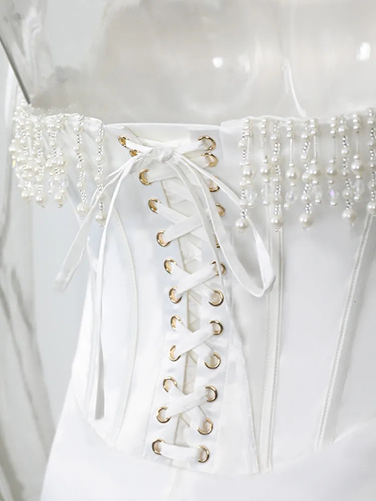 Robe Femme Sans Manches à Épaules Dénudées – Détail Perle et Construction Arête de Poisson