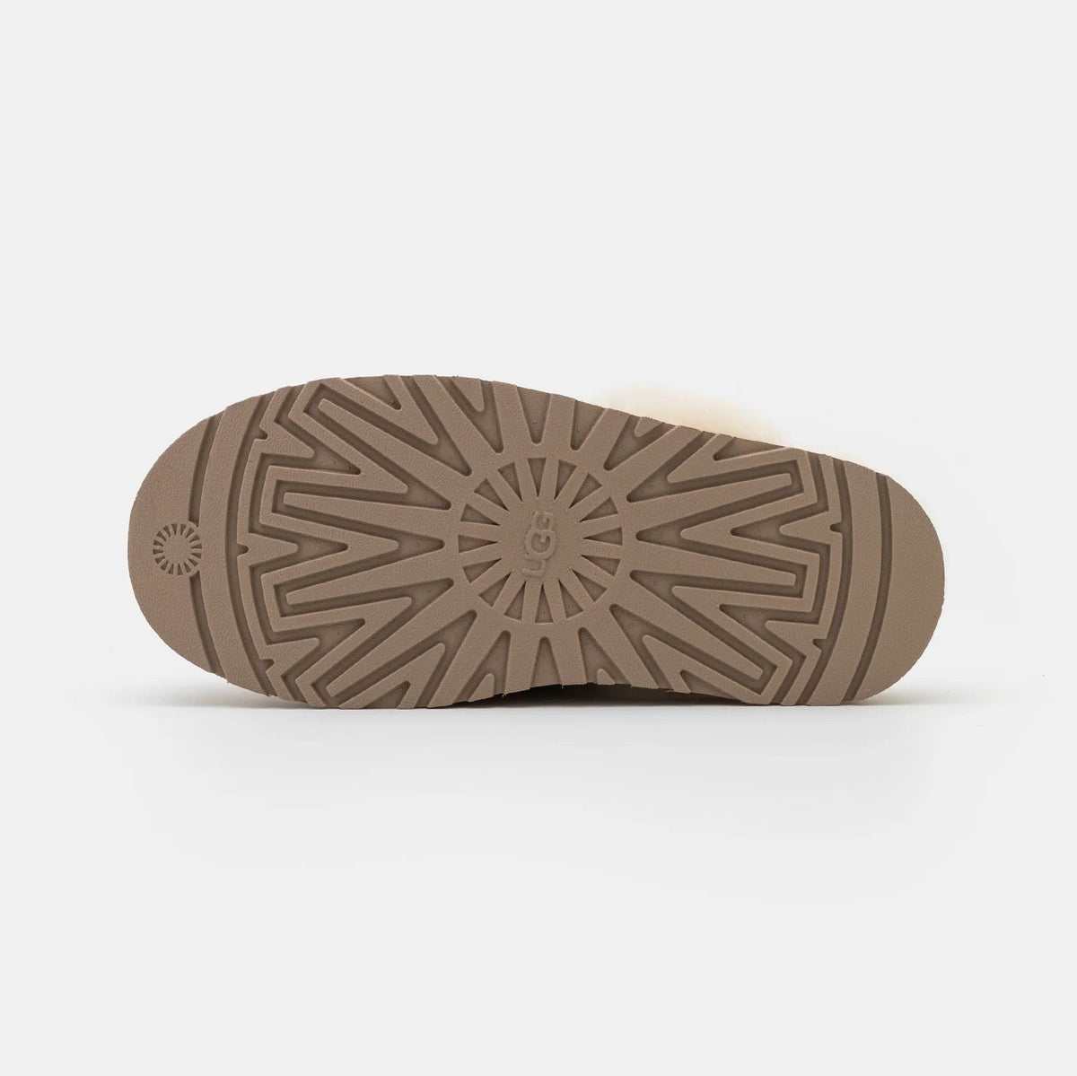 UGG Disquette Chestnut sabots fourrés femme en daim et peau de mouton marron chestnut, vue arrière