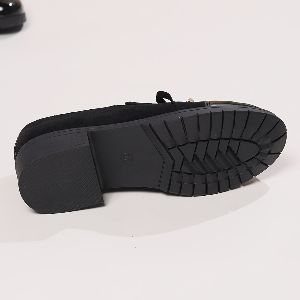 Mocassins Femme Victoire-Fleur – détail de la tige