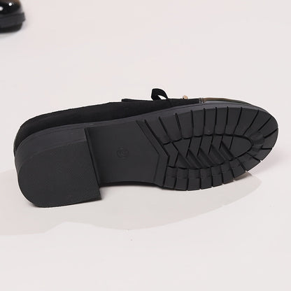 Mocassins Femme Victoire-Fleur – détail de la tige