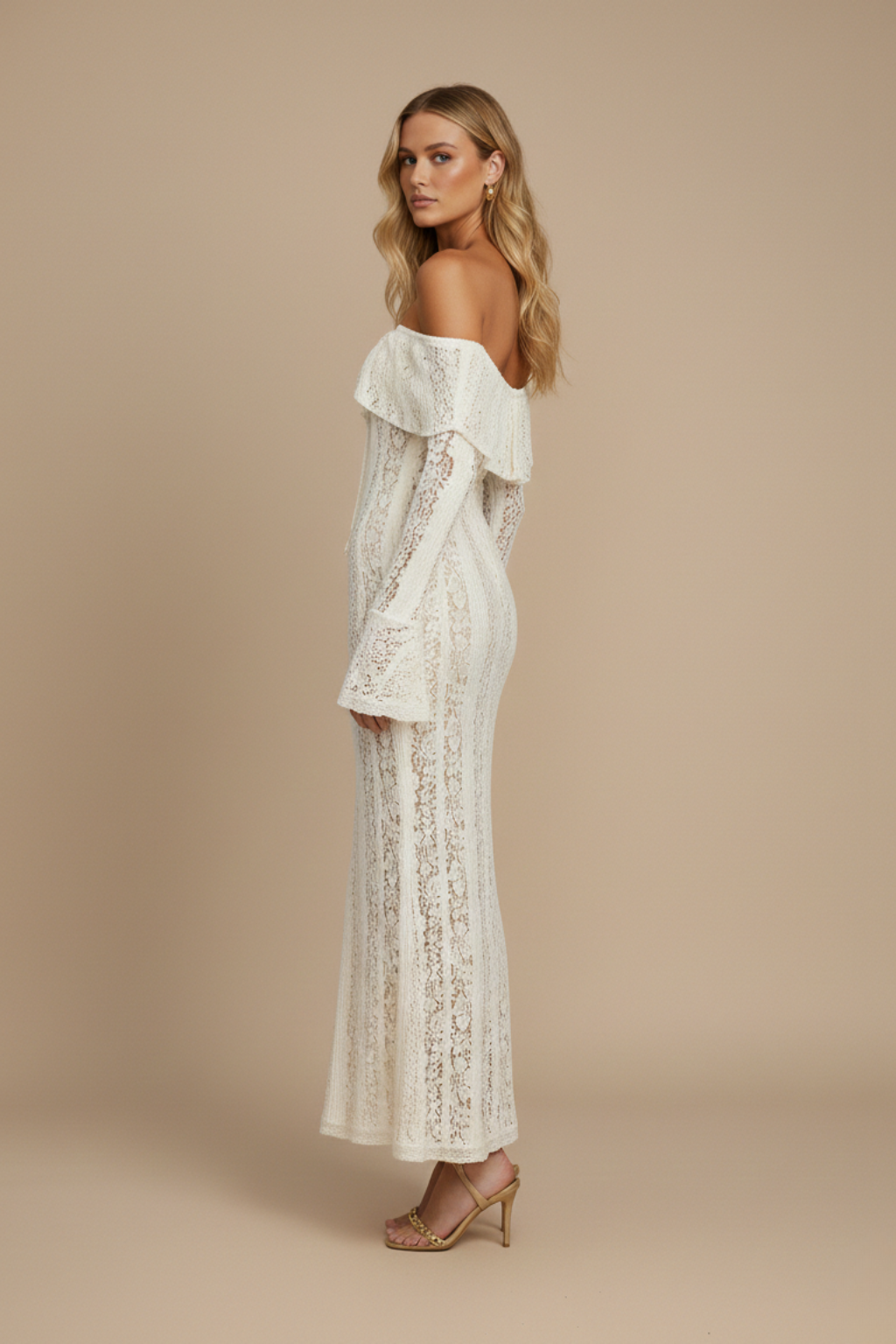 Robe Maxi Femme Dentelle Épaules Dénudées – Manches Longues Ourlet Évasé