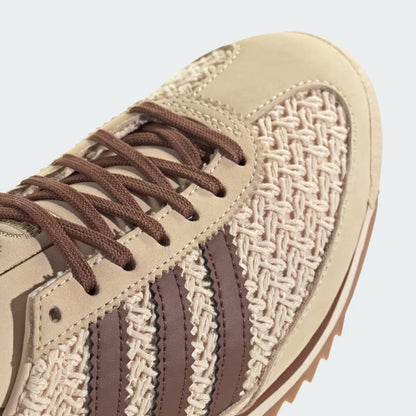 Sneakers basses Adidas SL 72 crochet sand strata unisexe