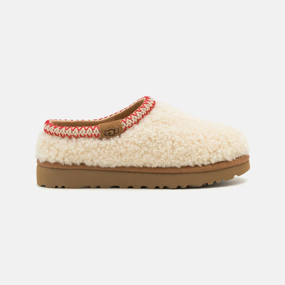 UGG Tasman Maxi Curly Natural chaussons femme en daim et peau de mouton naturel, vue de profil