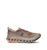 On Cloudsurfer Trail 2 Scarpe da trail running grigie e marroni da uomo