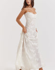 Robe longue à fines bretelles femme – coupe ajustée ourlet évasé