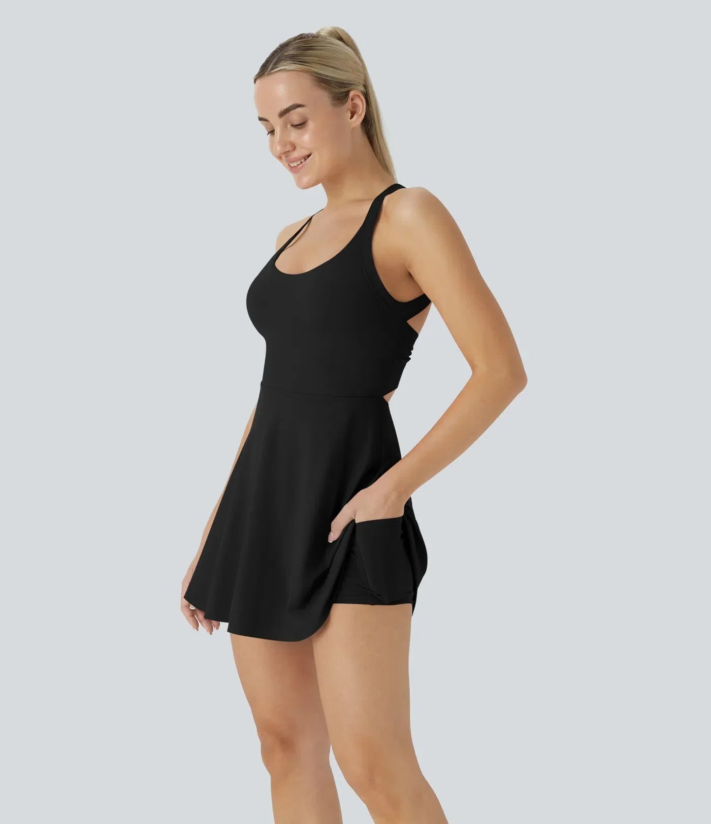 Robe Mini Femme en tissu léger, jupe évasée, coupe confortable – Menvelo