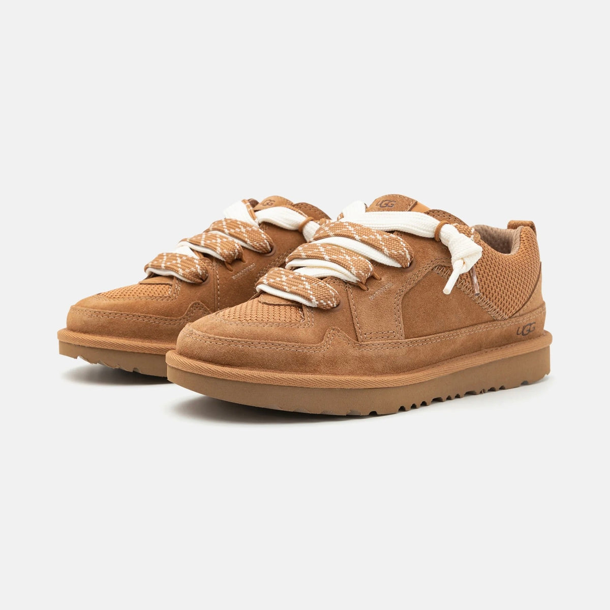 UGG Lowmel Lo Chestnut baskets femme en daim et textile recyclé marron chestnut, vue de face