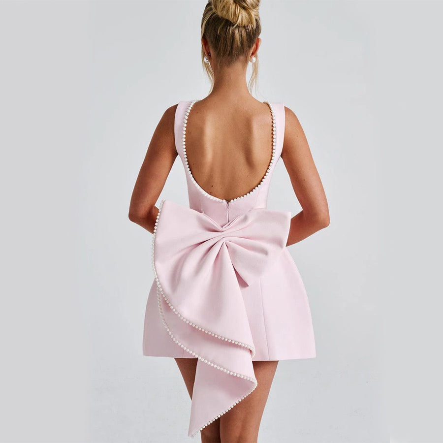 Robe Mini Femme en tissu léger, dos nu, coupe confortable – Menvelo