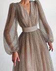 Robe Femme Portefeuille Midi à Pois – Manches Bouffantes et Col en V