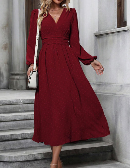 Robe Midi Femme en tissu léger, col V, coupe fluide – Menvelo