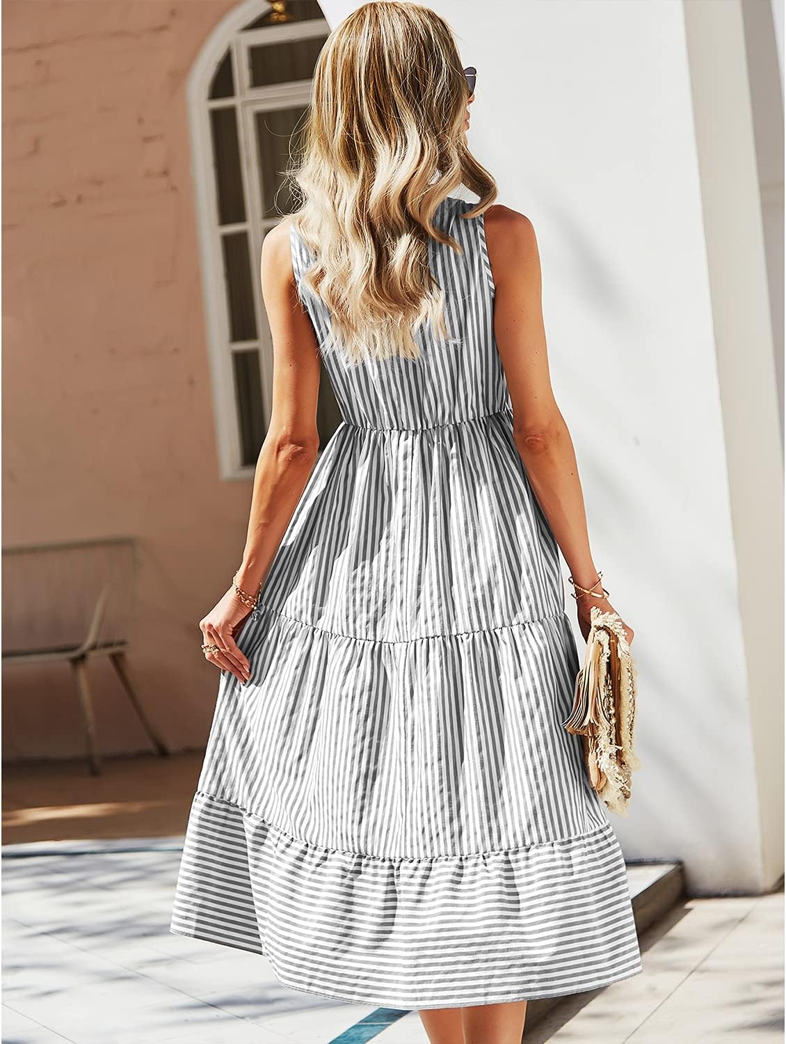 Robe Midi Femme en tissu léger, col V, coupe fluide – Menvelo