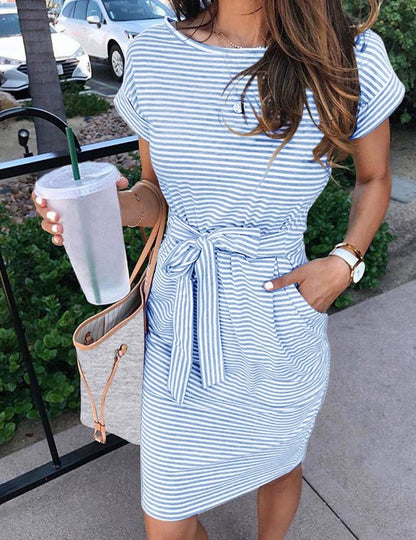 Robe Midi Femme en tissu léger, col rond, coupe moulante – Menvelo