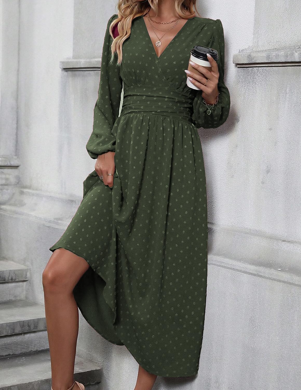 Robe Midi Femme en tissu léger, col V, coupe confortable – Menvelo