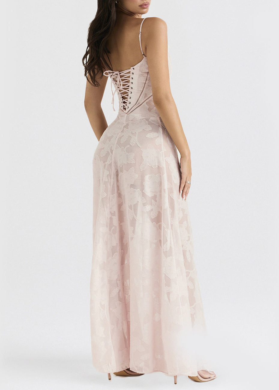 Robe Longue Femme en Dentelle Fleurie – Bretelles Fines & Col Cœur