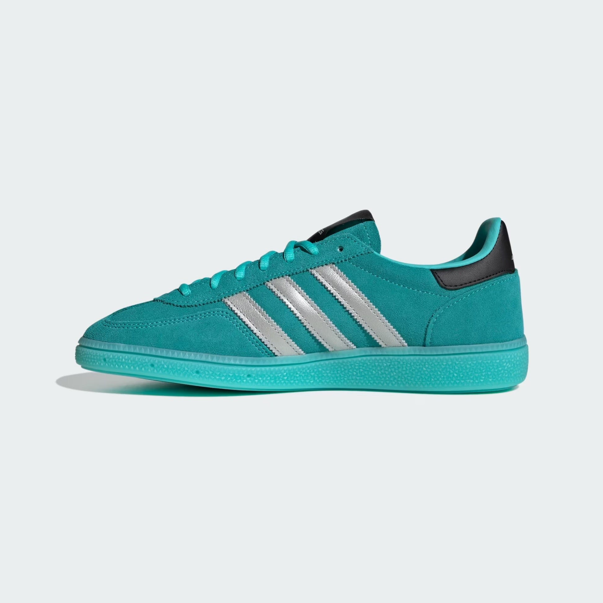 Sneakers basses Adidas Handball Spezial mercedes-amg petronas formula one team semi mint rush unisexe