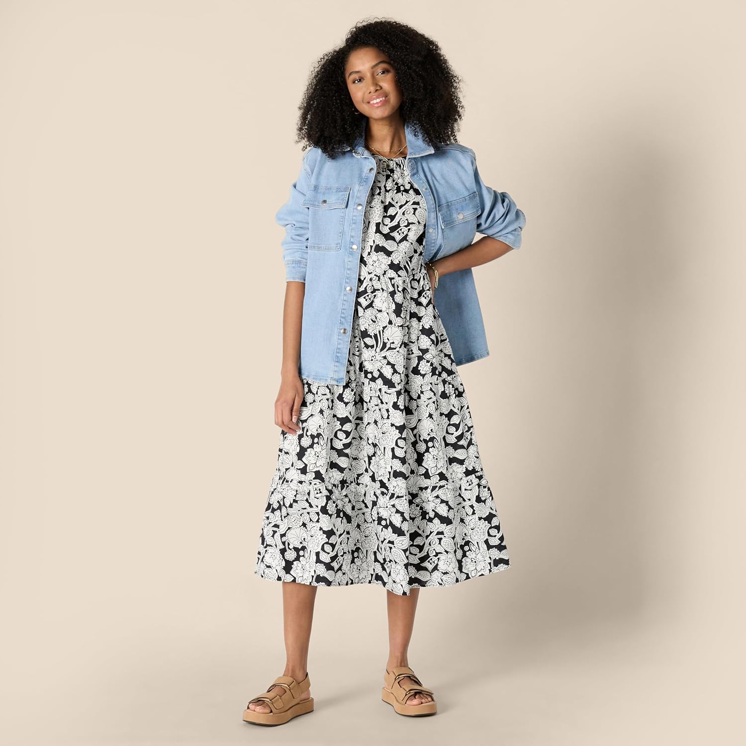 Robe Midi Femme en satin, col rond, coupe fluide – Menvelo